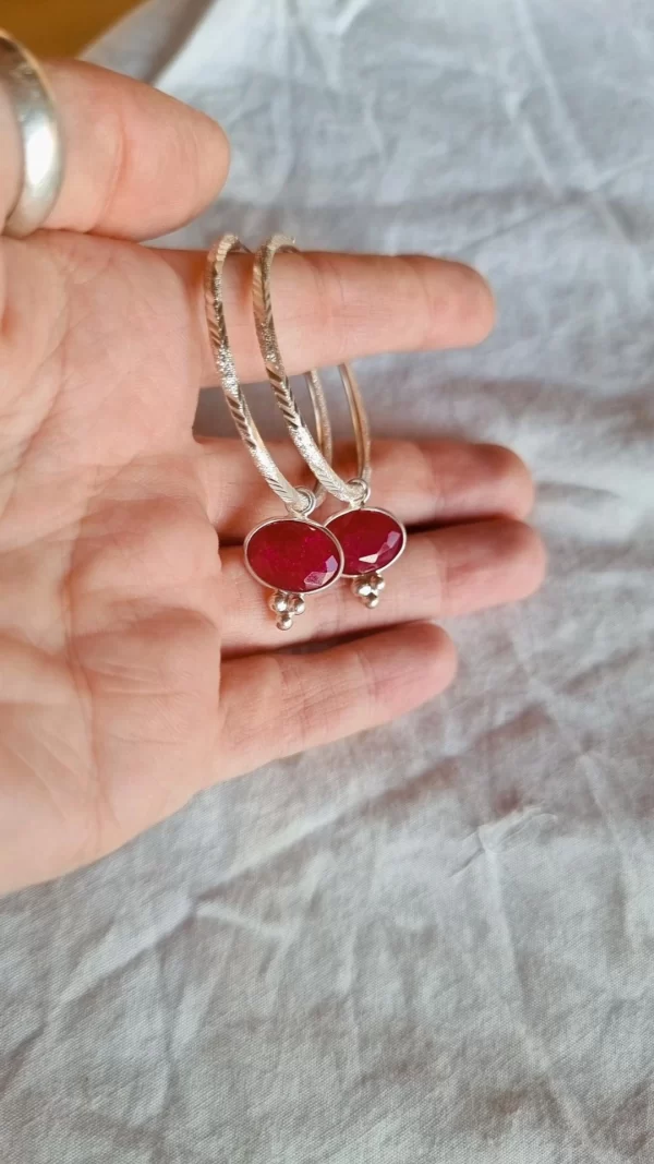 Argollas Queen XL 👑 cuarzo rojo - Imagen 3
