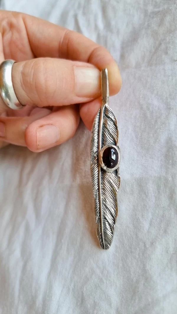 Pluma Chamán Granate XL - Imagen 2